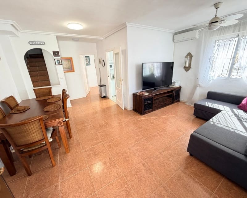 3 sypialnia Willa na sprzedaż w Los Montesinos z basenem - 180 000 € (Ref: 10167051)