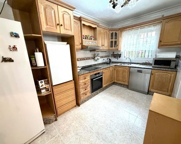 3 makuuhuone Huvila myytävänä paikassa Villamartin, Orihuela mukana uima-altaan - 369 000 € (Ref: 10167365)
