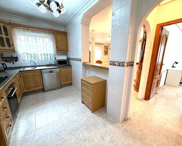 3 makuuhuone Huvila myytävänä paikassa Villamartin, Orihuela mukana uima-altaan - 369 000 € (Ref: 10167365)