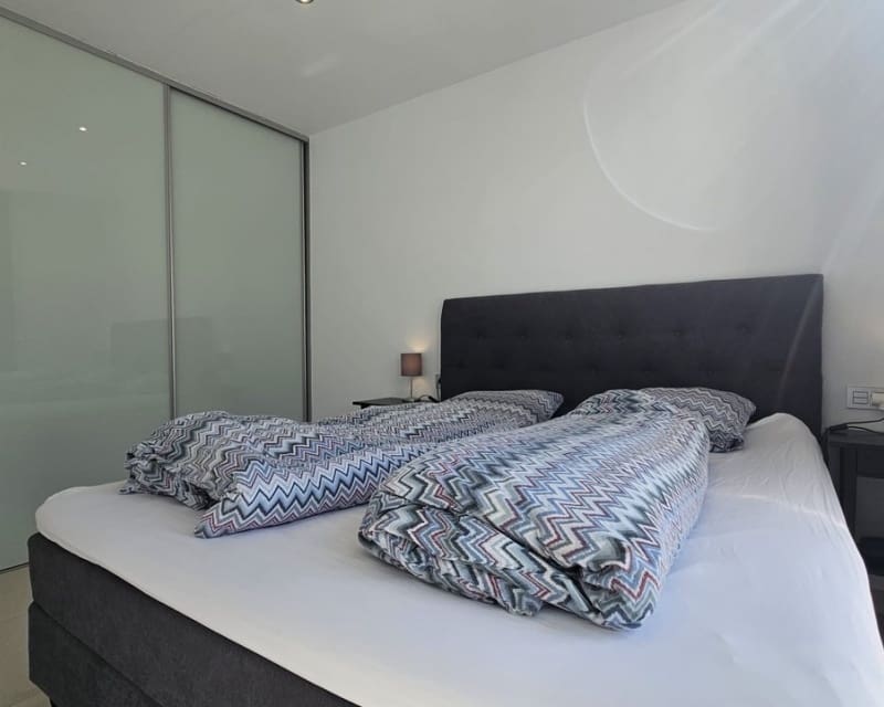 6 makuuhuone Huvila myytävänä paikassa Villamartin mukana uima-altaan 
autotalli - 546 950 € (Ref: 10167366)