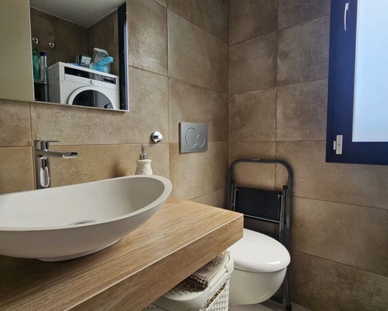 6 makuuhuone Huvila myytävänä paikassa Villamartin mukana uima-altaan 
autotalli - 546 950 € (Ref: 10167366)