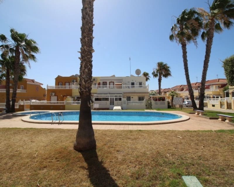 2 soverom Leilighet til salgs i Cabo Roig med svømmebasseng - € 169 000 (Ref: 10167367)