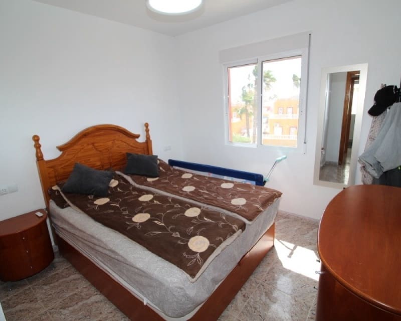 2 soverom Leilighet til salgs i Cabo Roig med svømmebasseng - € 169 000 (Ref: 10167367)