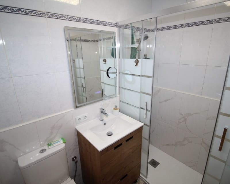 2 soverom Leilighet til salgs i Cabo Roig med svømmebasseng - € 169 000 (Ref: 10167367)