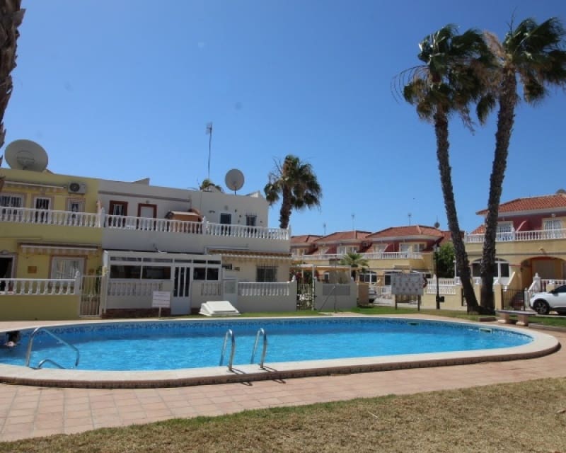 2 soverom Leilighet til salgs i Cabo Roig med svømmebasseng - € 169 000 (Ref: 10167367)