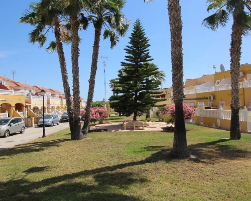 2 soverom Leilighet til salgs i Cabo Roig med svømmebasseng - € 169 000 (Ref: 10167367)