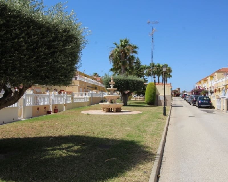 2 soverom Leilighet til salgs i Cabo Roig med svømmebasseng - € 169 000 (Ref: 10167367)