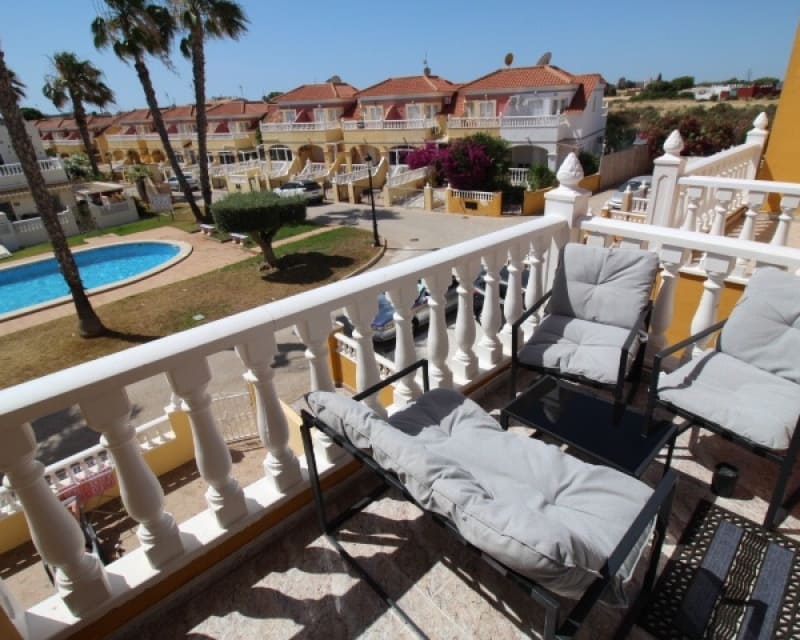 2 soverom Leilighet til salgs i Cabo Roig med svømmebasseng - € 169 000 (Ref: 10167367)