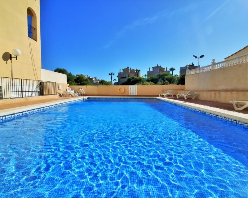 3 soveværelse Villa til salg i Playa Flamenca med swimmingpool garage - € 249.950 (Ref: 10167368)