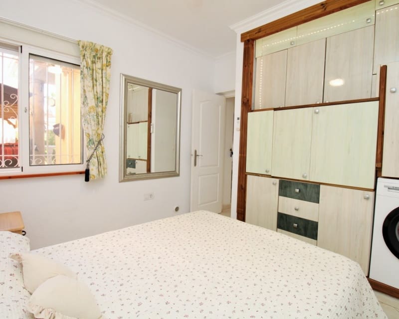 3 soveværelse Villa til salg i Playa Flamenca med swimmingpool garage - € 249.950 (Ref: 10167368)