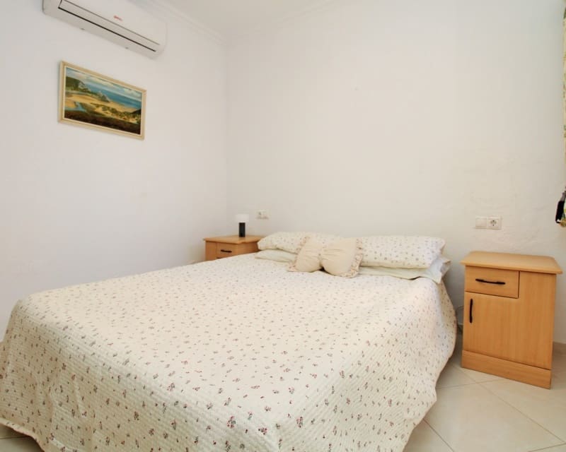 3 soveværelse Villa til salg i Playa Flamenca med swimmingpool garage - € 249.950 (Ref: 10167368)