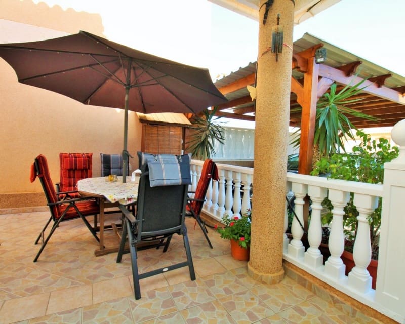 3 soveværelse Villa til salg i Playa Flamenca med swimmingpool garage - € 249.950 (Ref: 10167368)