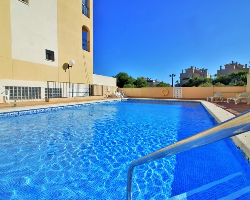 3 soveværelse Villa til salg i Playa Flamenca med swimmingpool garage - € 249.950 (Ref: 10167368)