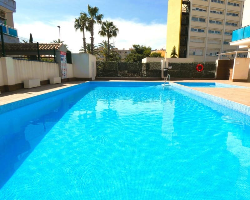 3 Zimmer Apartment zu verkaufen in Torrevieja mit Pool - 229.000 € (Ref: 10167370)