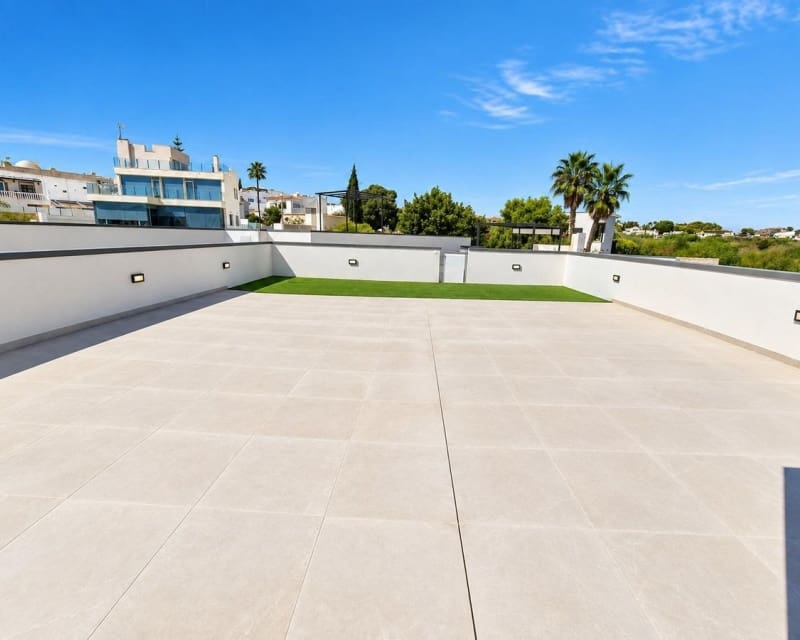 3 Zimmer Villa zu verkaufen in Villamartin mit Pool - 524.900 € (Ref: 10167371)