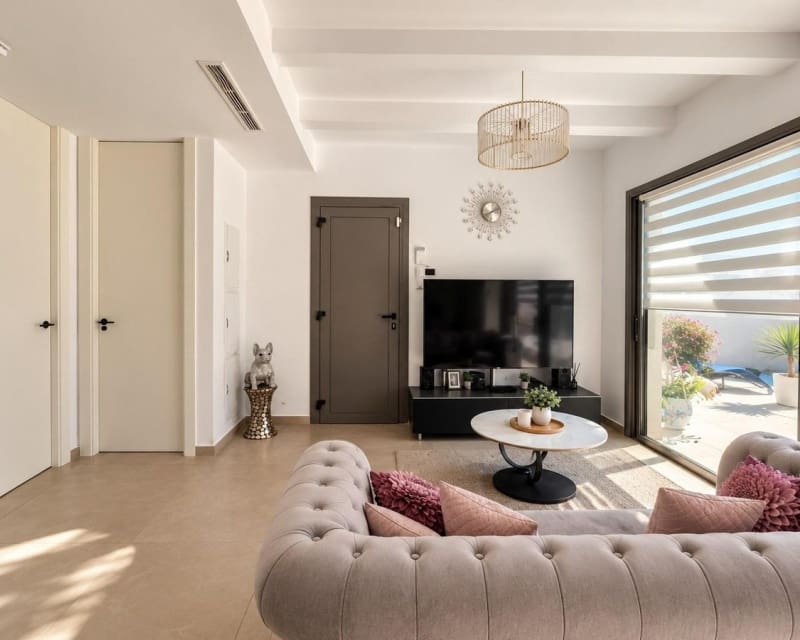 3 Zimmer Villa zu verkaufen in Villamartin mit Pool - 524.900 € (Ref: 10167371)