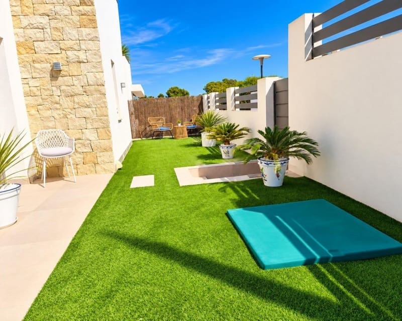3 Zimmer Villa zu verkaufen in Villamartin mit Pool - 524.900 € (Ref: 10167371)
