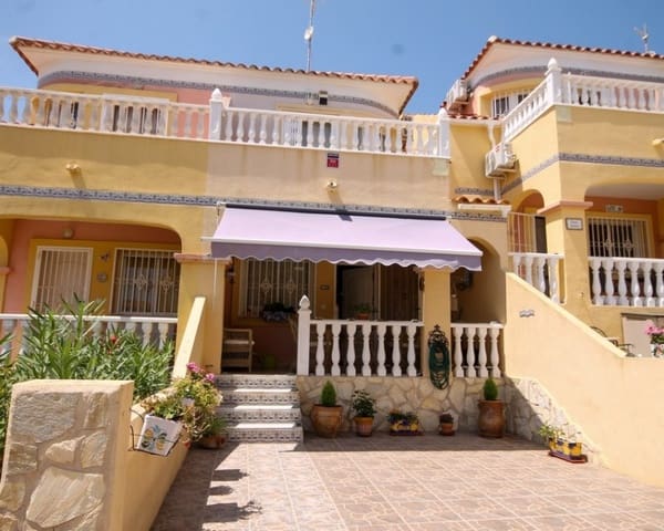 4 soveværelse Byhus til salg i Villamartin, Orihuela med swimmingpool garage - € 225.000 (Ref: 10167372)