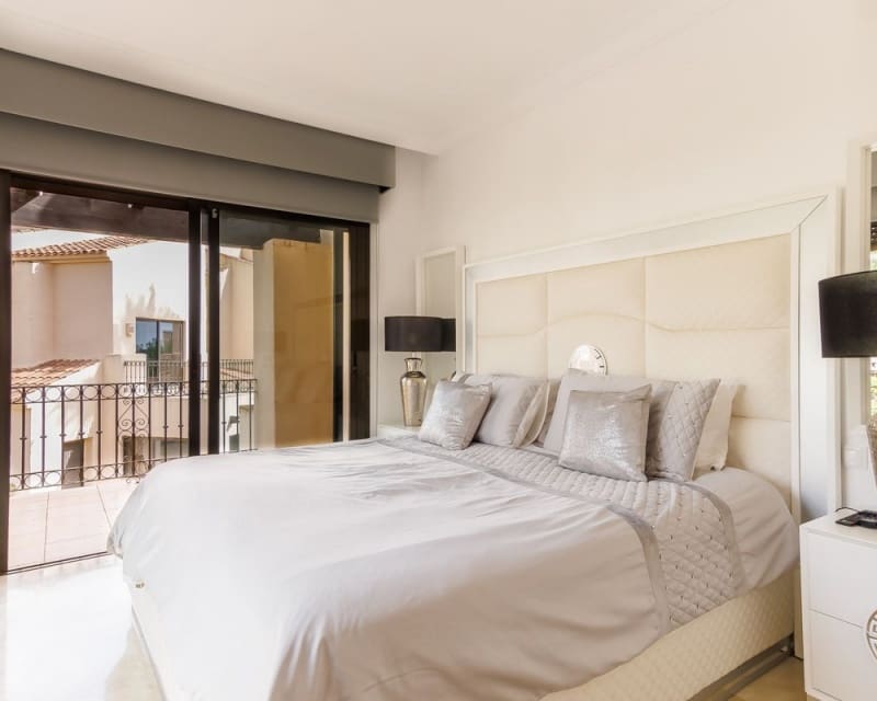 3 chambre Maison de Ville à vendre à Roda avec piscine - 315 000 € (Ref: 10167373)