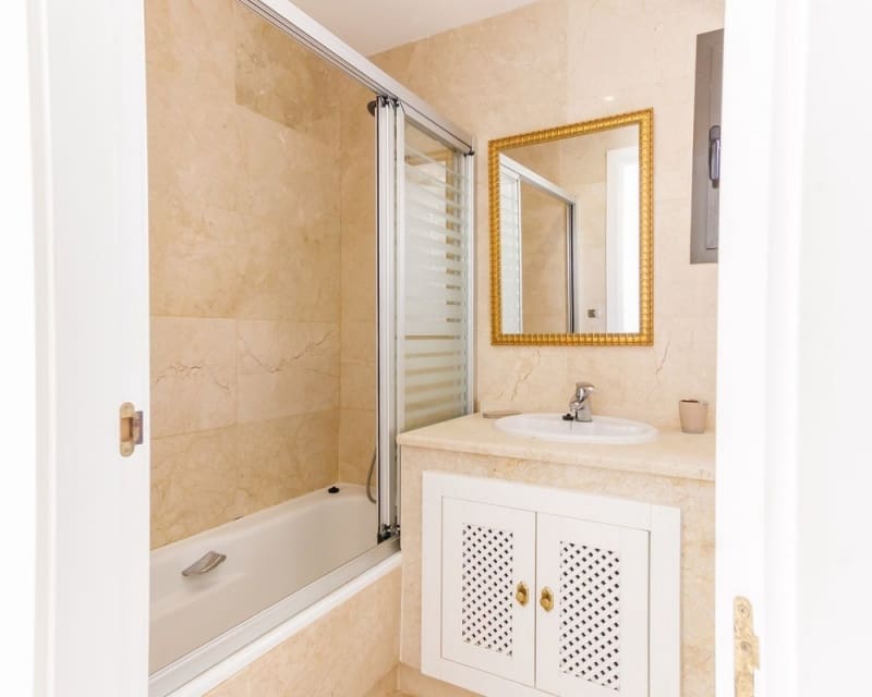 2 chambre Appartement à vendre à Roda avec piscine garage - 279 950 € (Ref: 10167376)