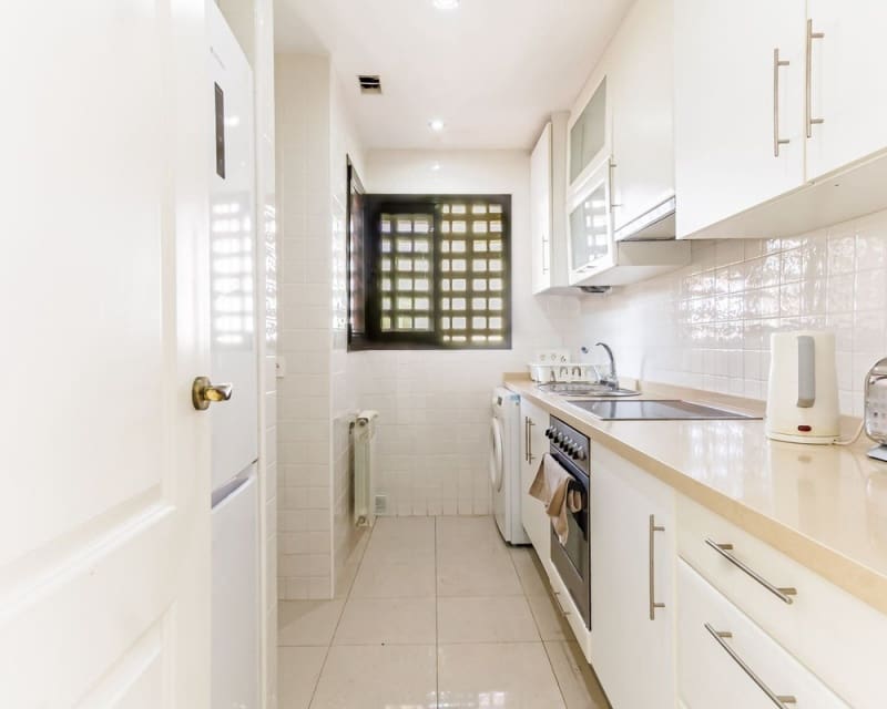 2 chambre Appartement à vendre à Roda avec piscine garage - 279 950 € (Ref: 10167376)