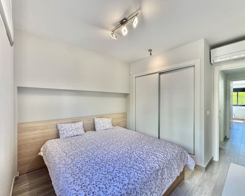 2 sovrum Lägenhet till salu i Villamartin med pool - 220 000 € (Ref: 10167377)