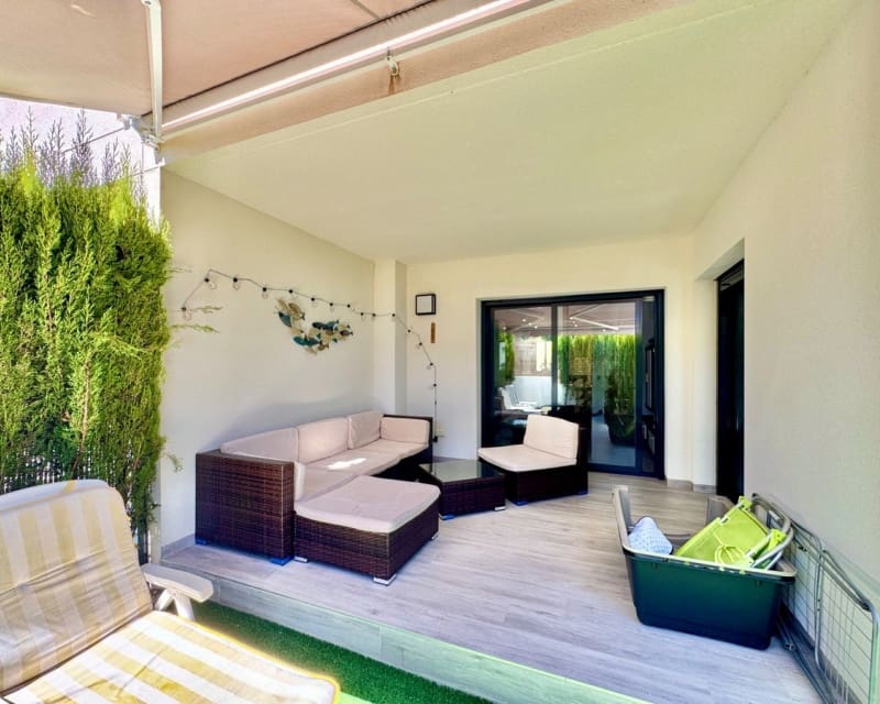2 sovrum Lägenhet till salu i Villamartin med pool - 220 000 € (Ref: 10167377)