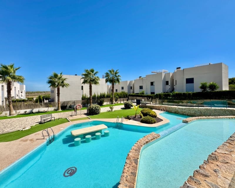 2 sovrum Lägenhet till salu i Villamartin med pool - 220 000 € (Ref: 10167377)