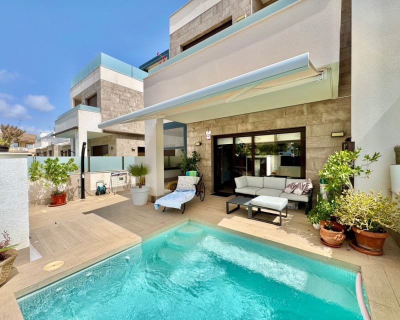 3 bedroom Townhouse for sale in San Pedro del Pinatar with pool - € 395,000 (Ref: 10167378)