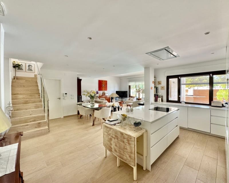 3 bedroom Townhouse for sale in San Pedro del Pinatar with pool - € 395,000 (Ref: 10167378)