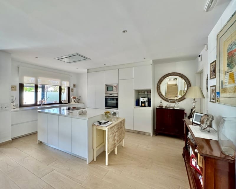 3 bedroom Townhouse for sale in San Pedro del Pinatar with pool - € 395,000 (Ref: 10167378)