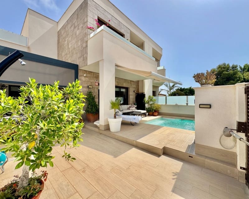 3 bedroom Townhouse for sale in San Pedro del Pinatar with pool - € 395,000 (Ref: 10167378)