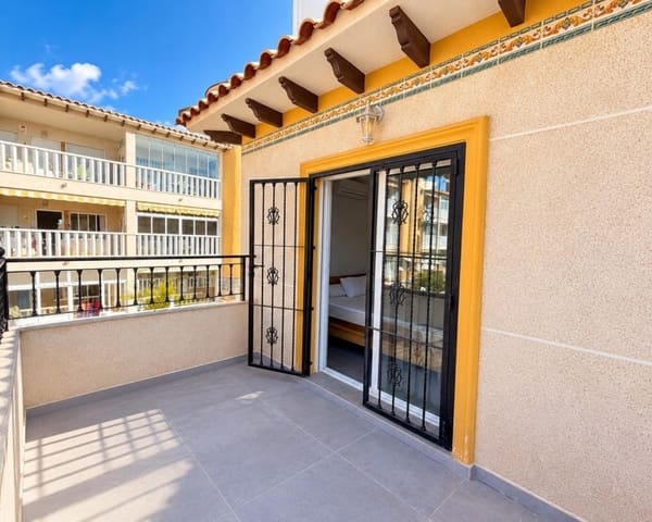 3 sypialnia Dom na sprzedaż w La Zenia, Orihuela z basenem - 285 000 € (Ref: 10167379)