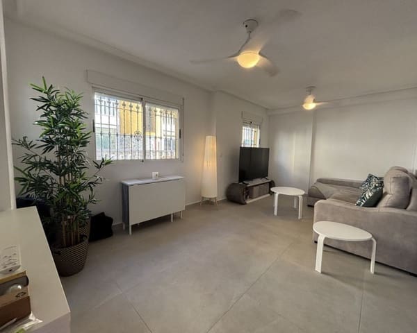 3 sypialnia Dom na sprzedaż w La Zenia, Orihuela z basenem - 285 000 € (Ref: 10167379)