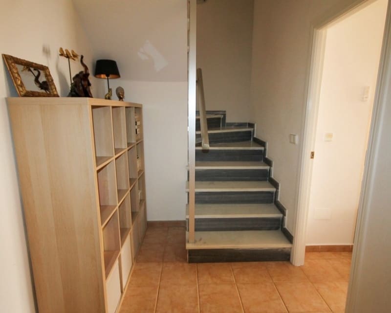 4 soveværelse Byhus til salg i Villamartin med swimmingpool garage - € 269.000 (Ref: 10167381)