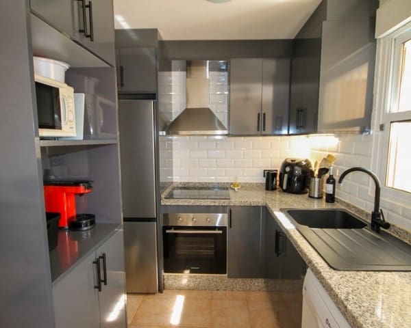 4 soveværelse Byhus til salg i Villamartin, Orihuela med swimmingpool garage - € 269.000 (Ref: 10167381)