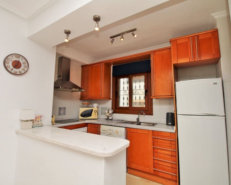 2 sovrum Lägenhet till salu i Villamartin med pool - 189 950 € (Ref: 10167385)