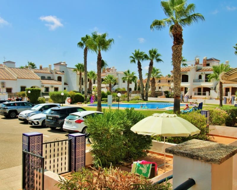 2 sovrum Lägenhet till salu i Villamartin med pool - 189 950 € (Ref: 10167385)