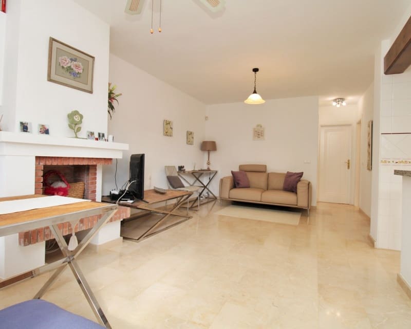 2 soveværelse Bungalow til salg i Villamartin med swimmingpool - € 219.950 (Ref: 10167386)