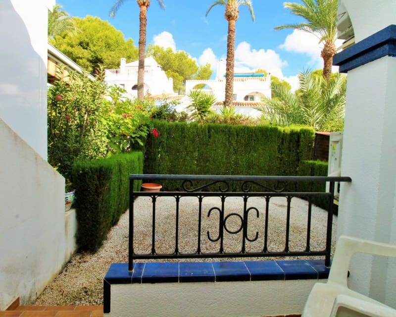 2 soveværelse Bungalow til salg i Villamartin med swimmingpool - € 219.950 (Ref: 10167386)