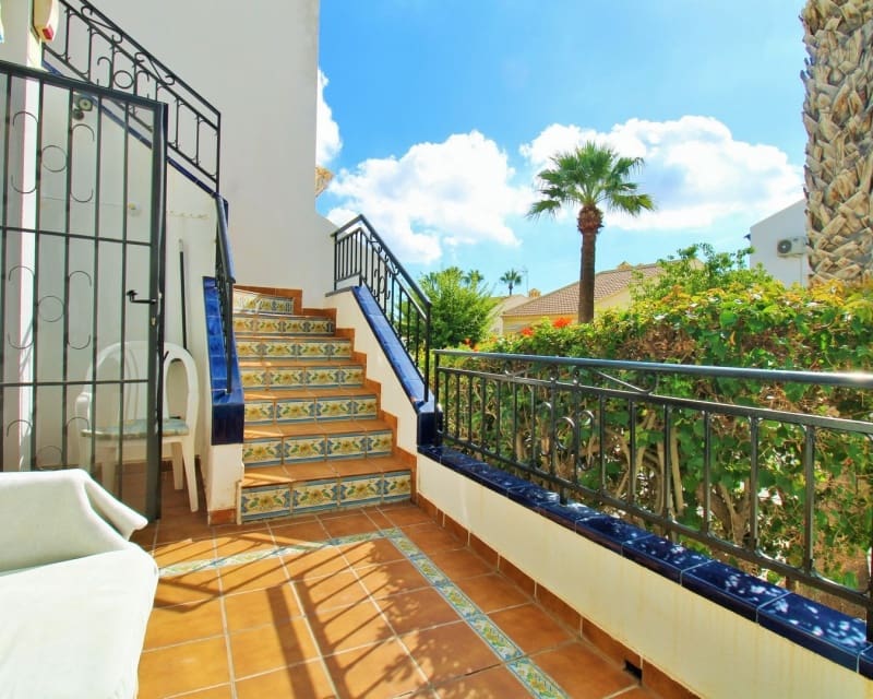 2 soveværelse Bungalow til salg i Villamartin med swimmingpool - € 219.950 (Ref: 10167386)