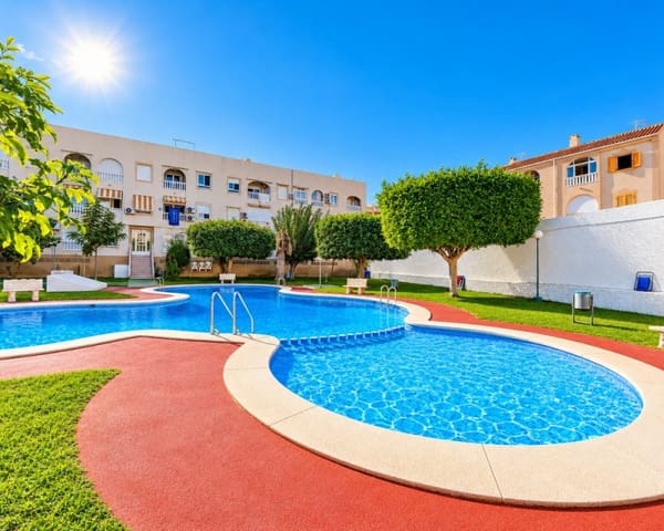 2 makuuhuone Huoneisto myytävänä paikassa Playa de los Náufragos, Torrevieja mukana uima-altaan 
autotalli - 159 900 € (Ref: 10167387)