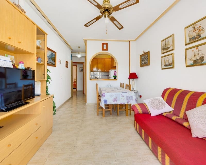 2 makuuhuone Huoneisto myytävänä paikassa Torrevieja mukana uima-altaan 
autotalli - 159 900 € (Ref: 10167387)
