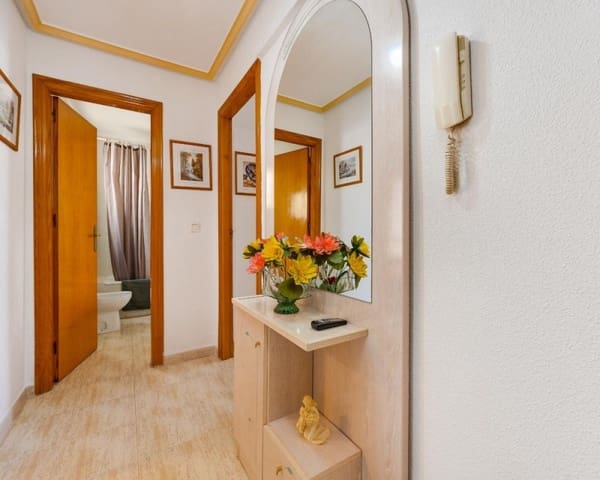 2 makuuhuone Huoneisto myytävänä paikassa Playa de los Náufragos, Torrevieja mukana uima-altaan 
autotalli - 159 900 € (Ref: 10167387)