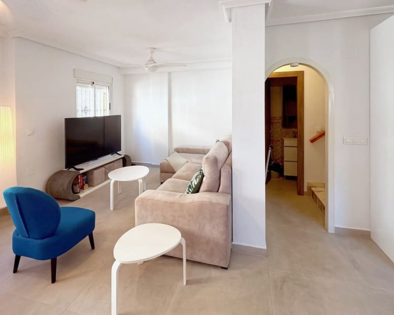 3 slaapkamer Huis te koop in Cabo Roig met zwembad - € 285.000 (Ref: 10167388)