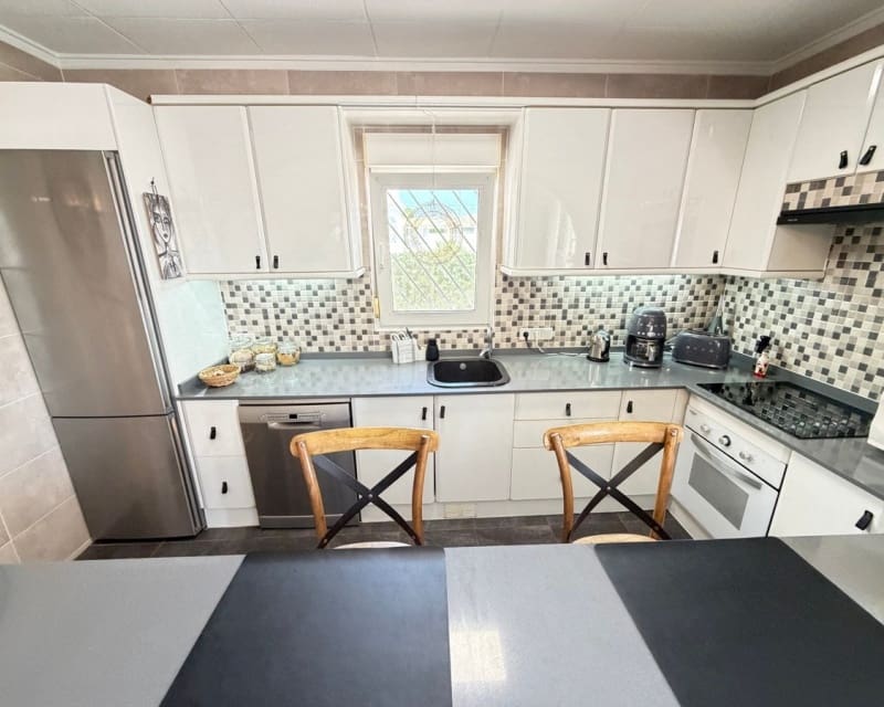 3 soveværelse Villa til salg i San Luis med swimmingpool garage - € 399.900 (Ref: 10167390)