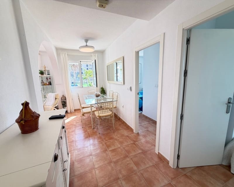 2 soveværelse Lejlighed til salg i Villamartin med swimmingpool - € 189.900 (Ref: 10167394)