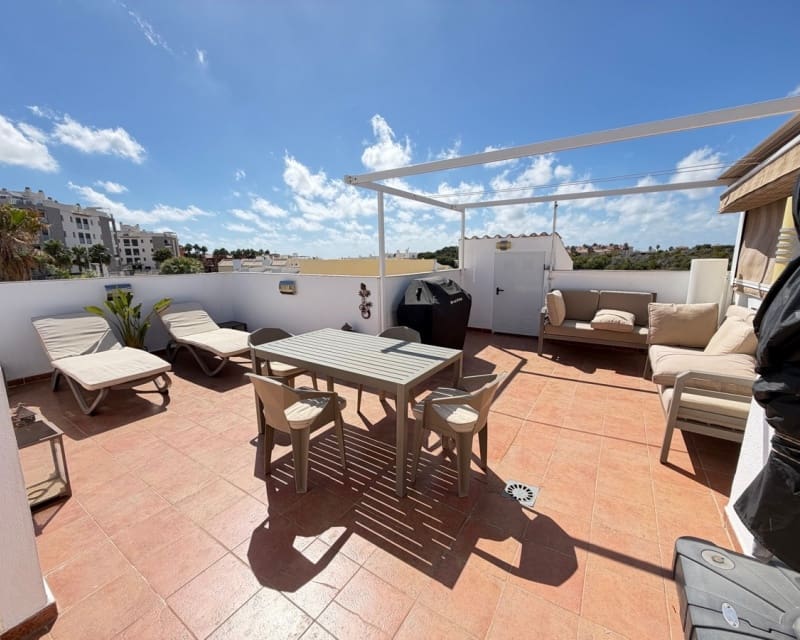 2 soveværelse Lejlighed til salg i Villamartin med swimmingpool - € 189.900 (Ref: 10167394)