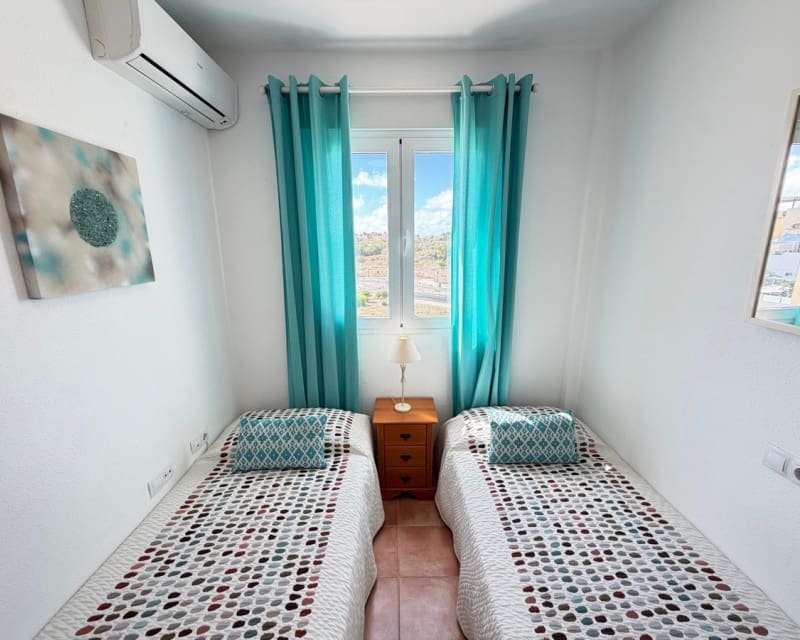 2 soveværelse Lejlighed til salg i Villamartin med swimmingpool - € 189.900 (Ref: 10167394)