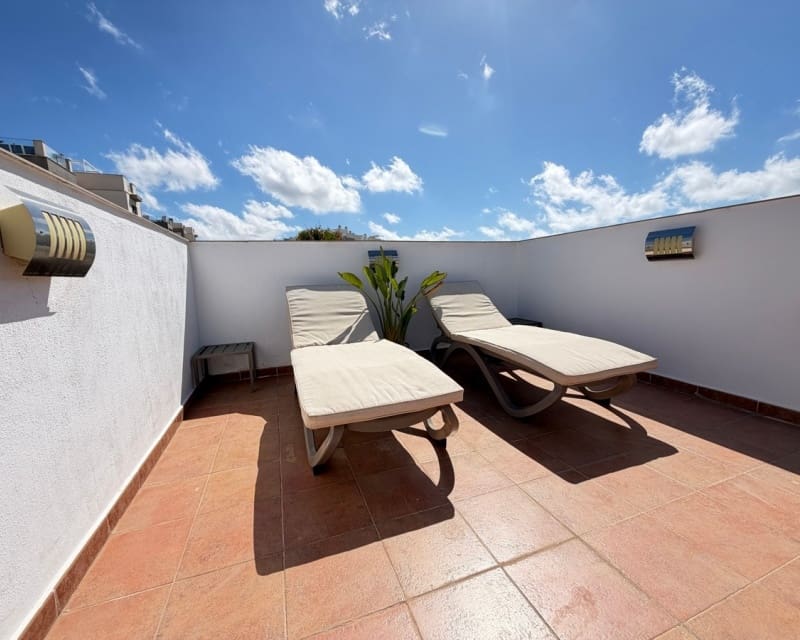2 soveværelse Lejlighed til salg i Villamartin med swimmingpool - € 189.900 (Ref: 10167394)